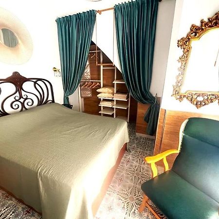 Esmeralda Apartment With Free Private Underground Parking Валенсия Екстериор снимка