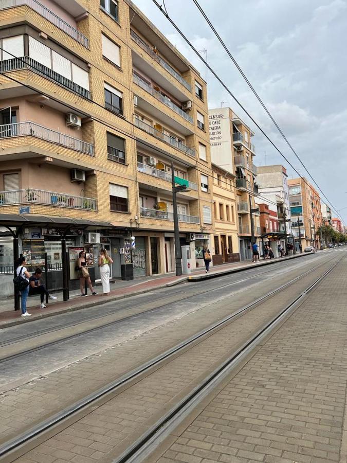 Esmeralda Apartment With Free Private Underground Parking Валенсия Екстериор снимка