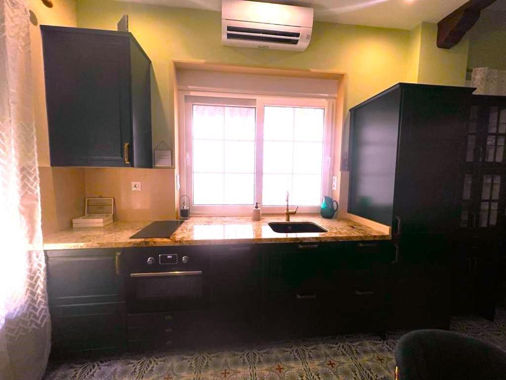 Esmeralda Apartment With Free Private Underground Parking Валенсия Екстериор снимка