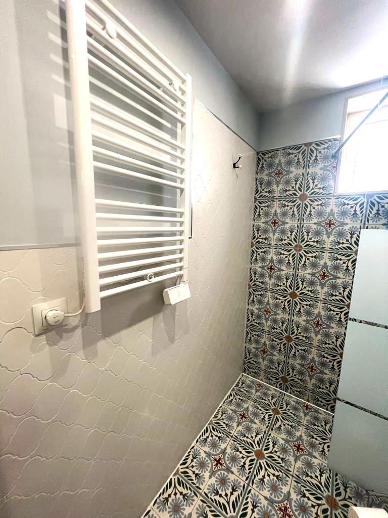 Esmeralda Apartment With Free Private Underground Parking Валенсия Екстериор снимка