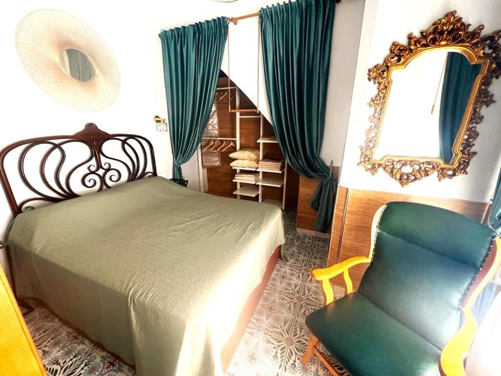 Esmeralda Apartment With Free Private Underground Parking Валенсия Екстериор снимка